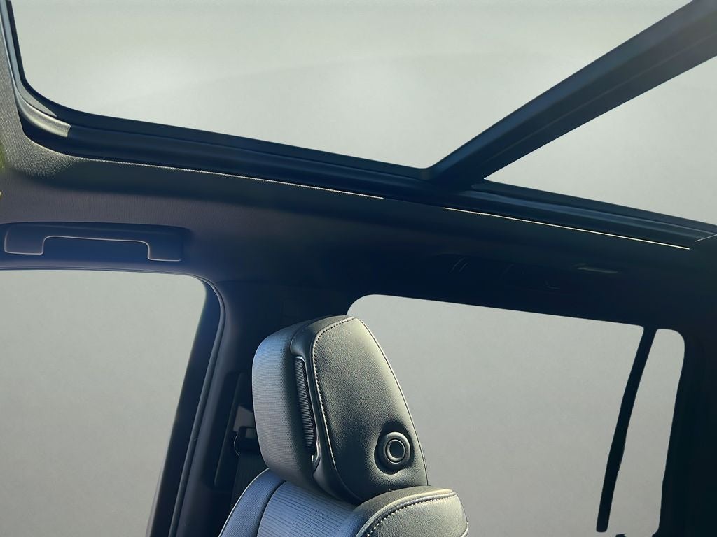 2024 Cadillac Escalade ESV Premium
