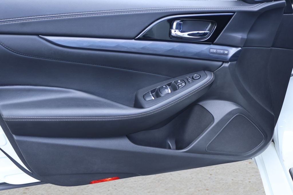 2020 Nissan Maxima Platinum