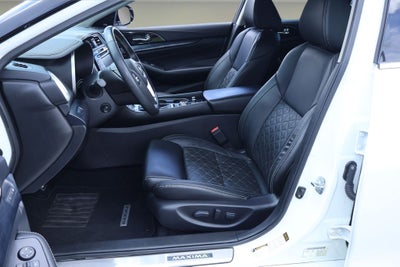 2020 Nissan Maxima Platinum