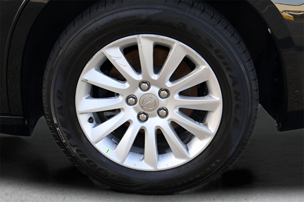 2014 Chrysler 300 Base