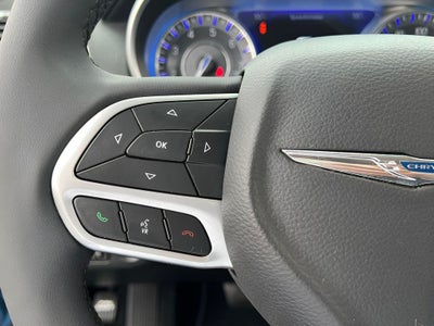 2023 Chrysler 300 Touring