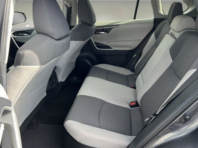 2020 Toyota RAV4 Hybrid XLE