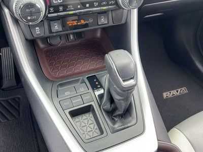2020 Toyota RAV4 Limited