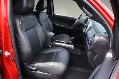2022 Toyota Tacoma Limited V6