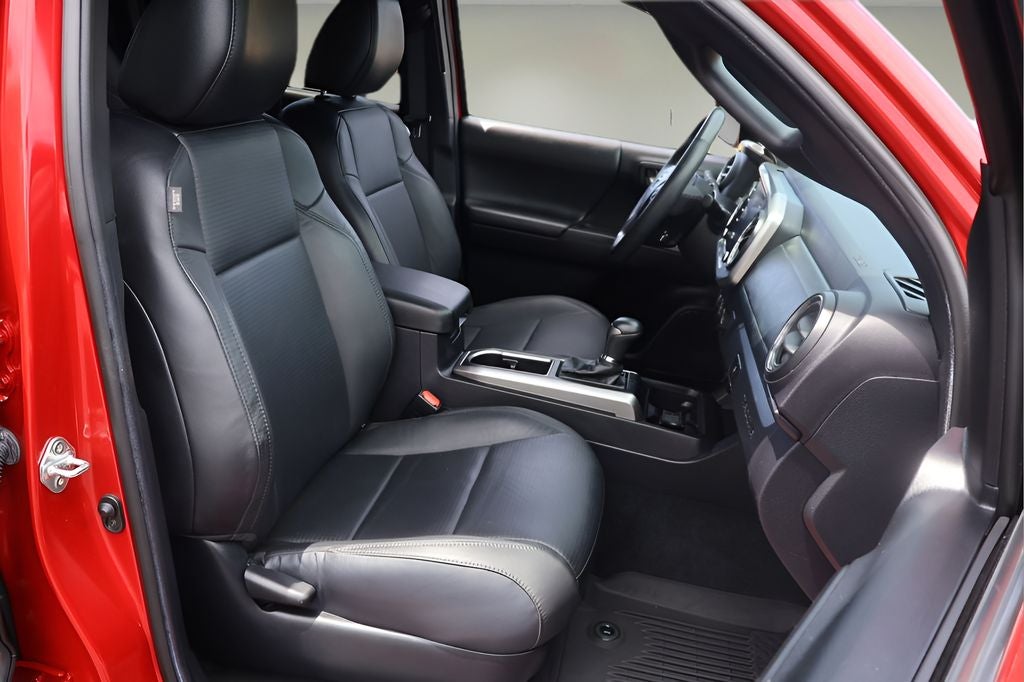 2022 Toyota Tacoma Limited V6