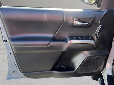 2021 Toyota Tacoma Limited V6