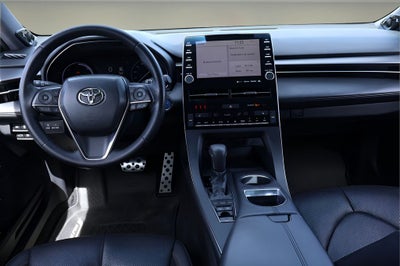 2019 Toyota Avalon Hybrid XSE