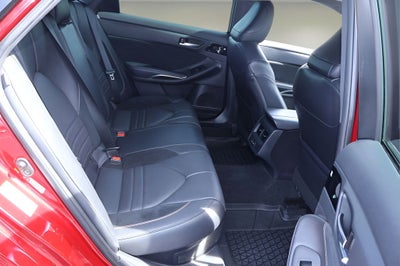 2019 Toyota Avalon Hybrid XSE