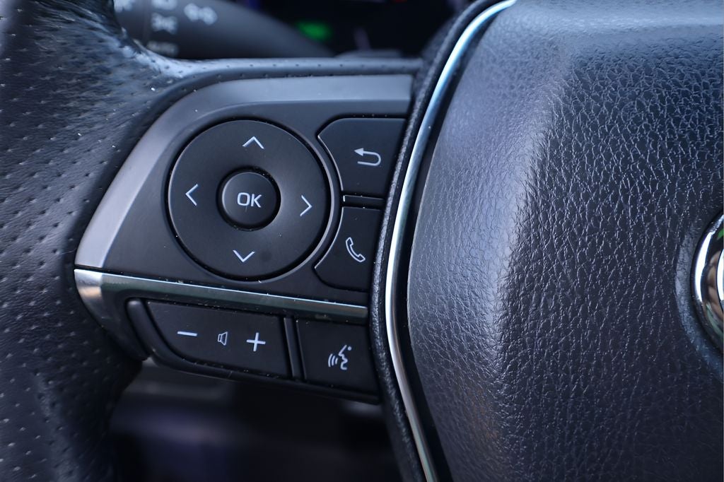 2019 Toyota Avalon Hybrid XSE