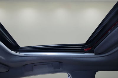 2019 Toyota Avalon Hybrid XSE