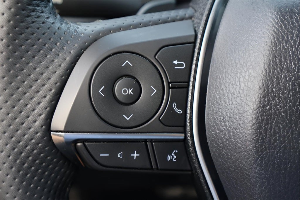 2019 Toyota Avalon Hybrid XSE