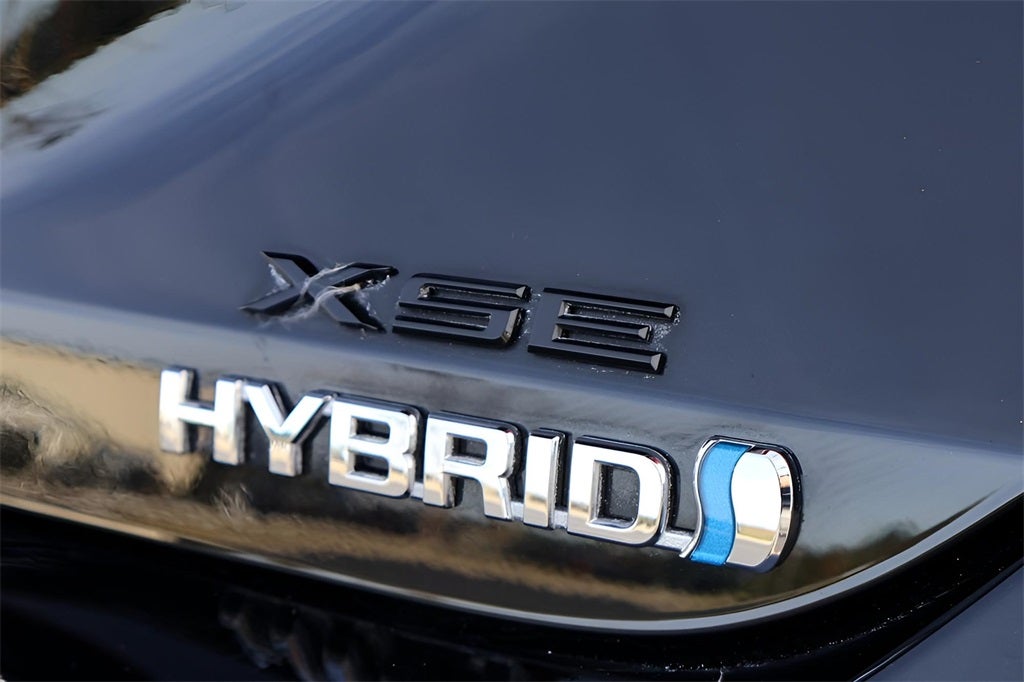 2019 Toyota Avalon Hybrid XSE