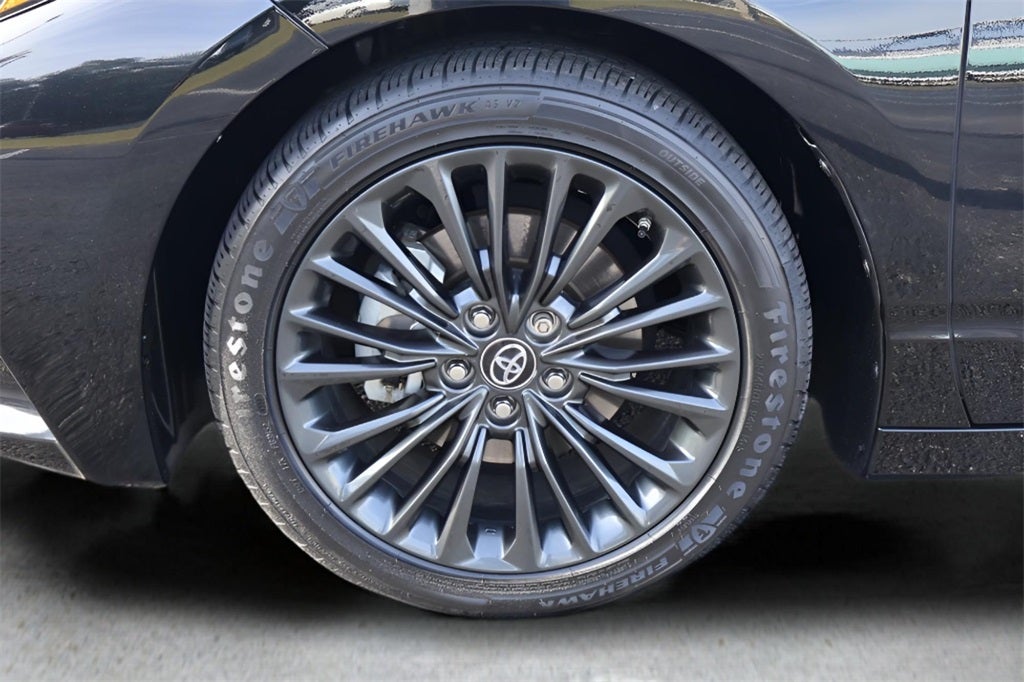 2019 Toyota Avalon Hybrid XSE