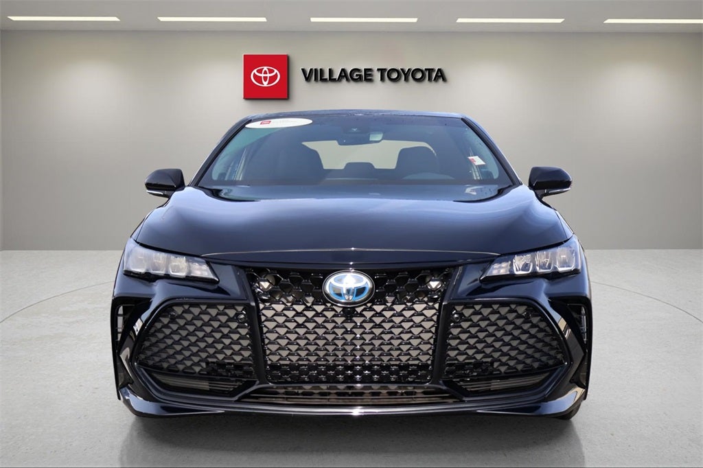 2019 Toyota Avalon Hybrid XSE