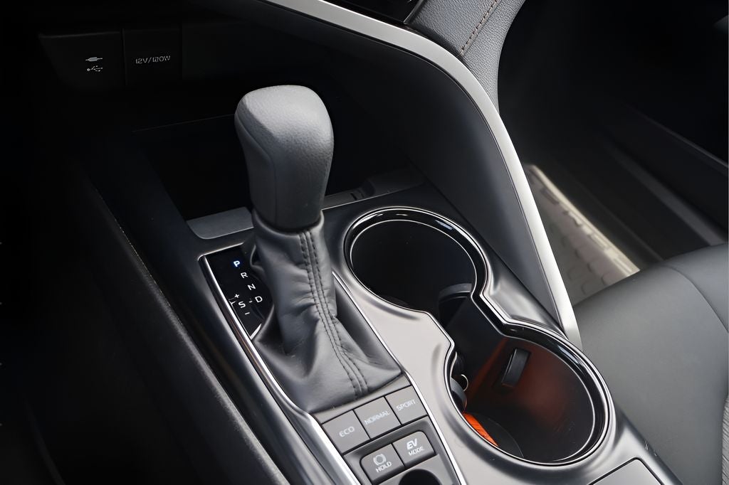 2019 Toyota Camry Hybrid LE