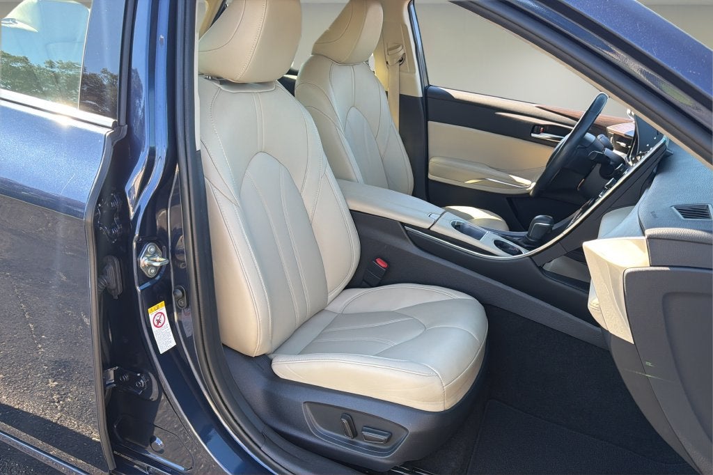 2019 Toyota Avalon XLE