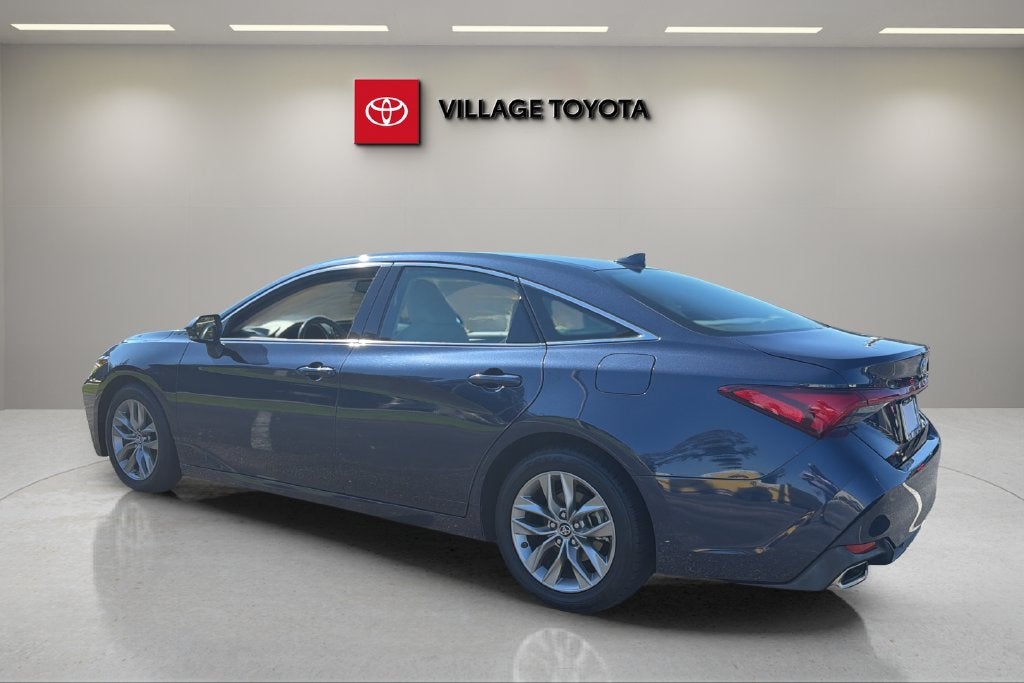 2019 Toyota Avalon XLE