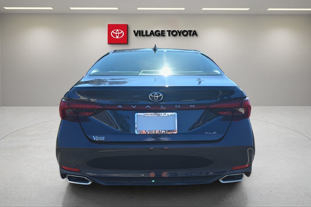2019 Toyota Avalon XLE