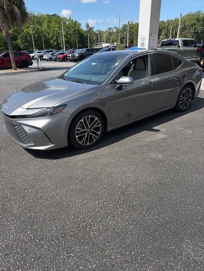 2025 Toyota Camry XLE