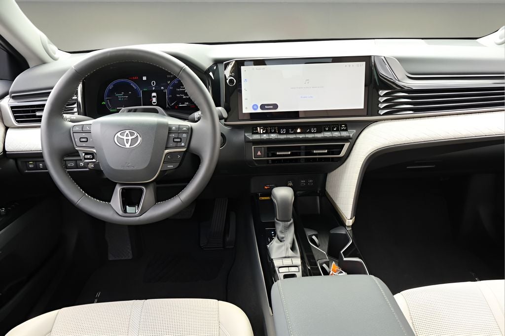 2025 Toyota Camry XLE