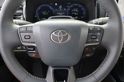 2025 Toyota Camry XLE