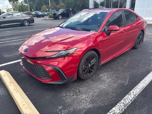 2025 Toyota Camry SE
