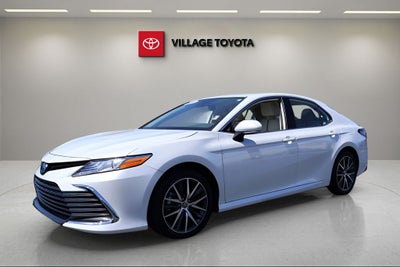 2024 Toyota Camry Hybrid XLE