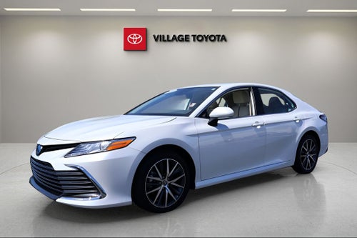 2024 Toyota Camry Hybrid XLE