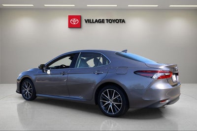 2024 Toyota Camry Hybrid XLE