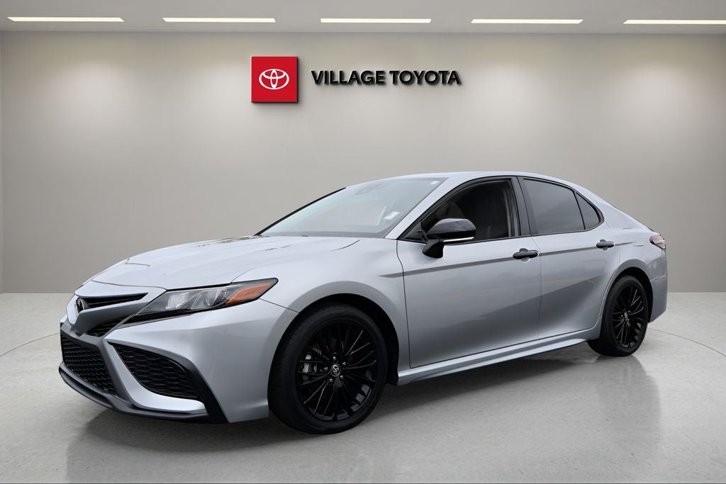 2022 Toyota Camry SE Nightshade