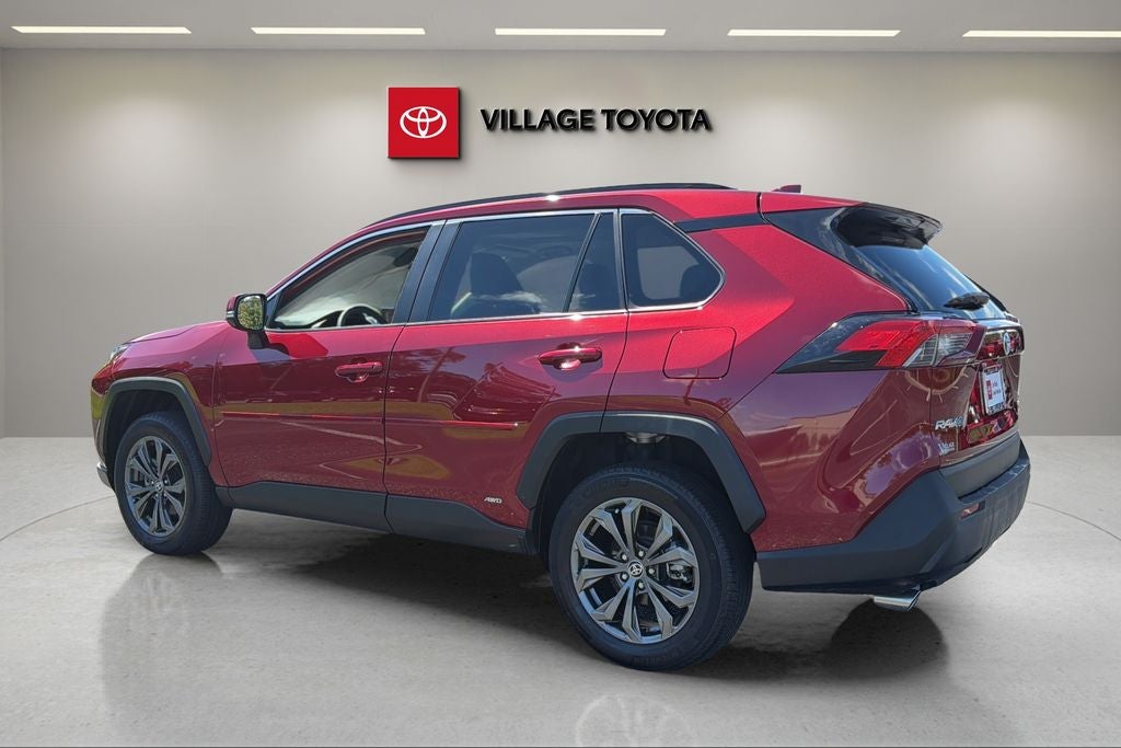 2023 Toyota RAV4 Hybrid XLE Premium