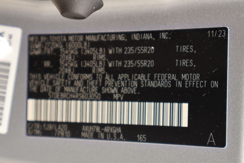 2024 Toyota Highlander Hybrid Platinum