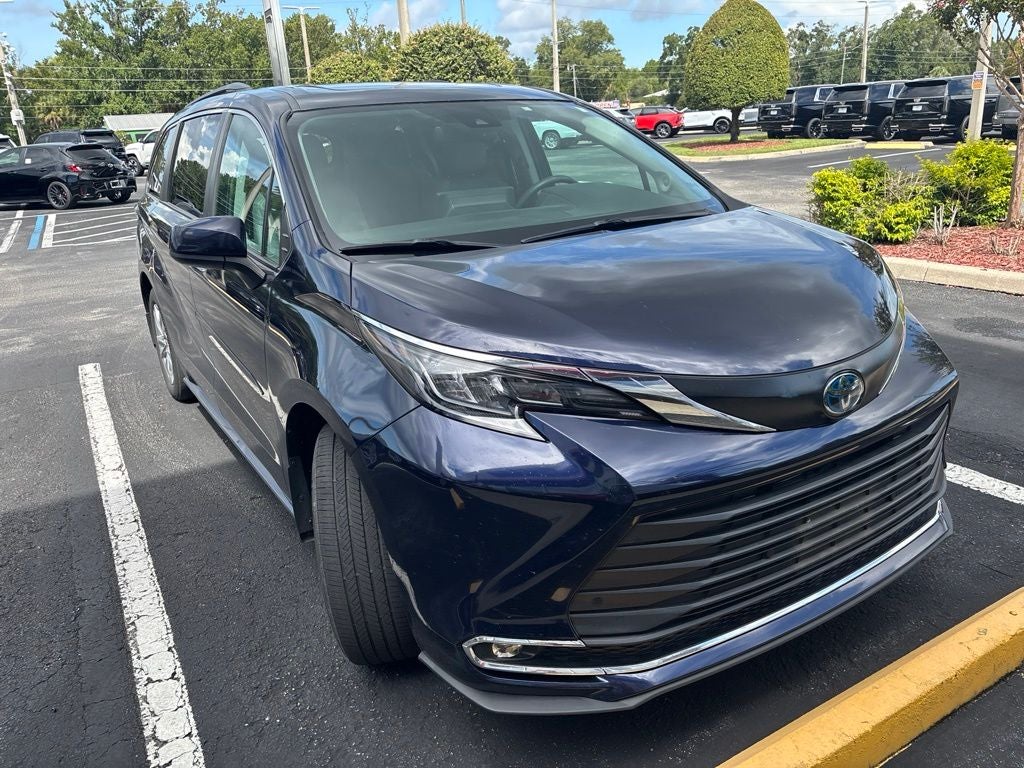 2024 Toyota Sienna XLE 7 Passenger