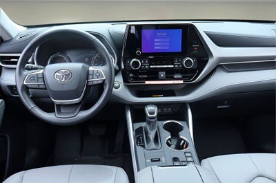 2025 Toyota Highlander Hybrid XLE