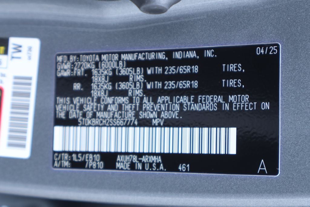 2025 Toyota Highlander Hybrid XLE