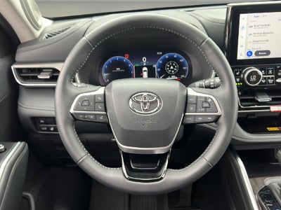 2025 Toyota Highlander Limited