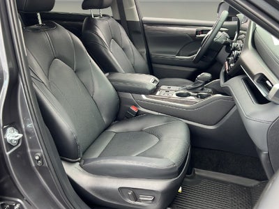 2025 Toyota Highlander Limited