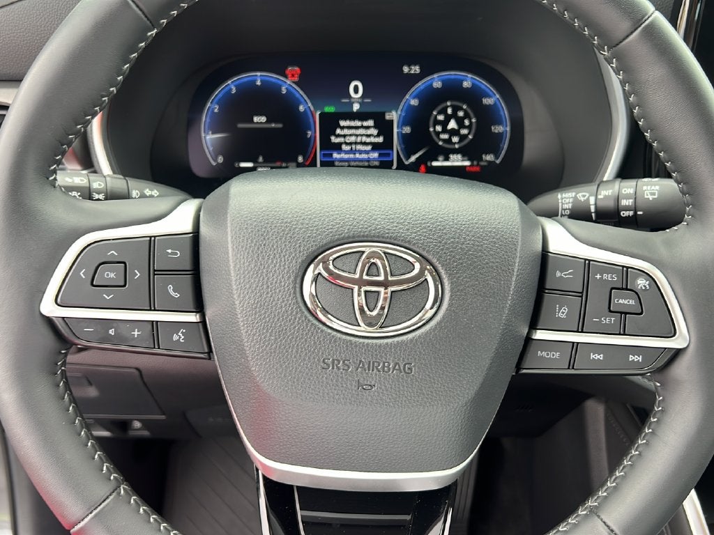 2025 Toyota Highlander Limited