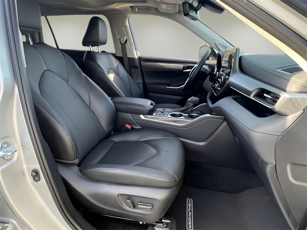 2025 Toyota Highlander Limited