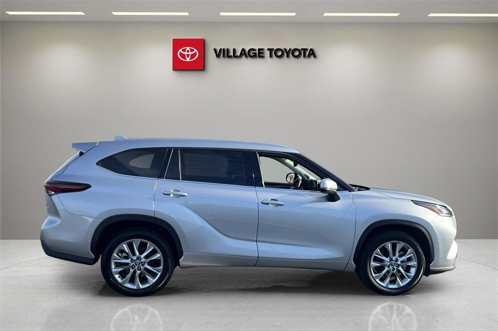 2025 Toyota Highlander Limited