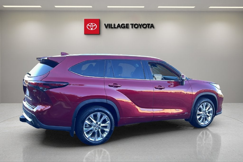 2026 Toyota Highlander Hybrid Limited