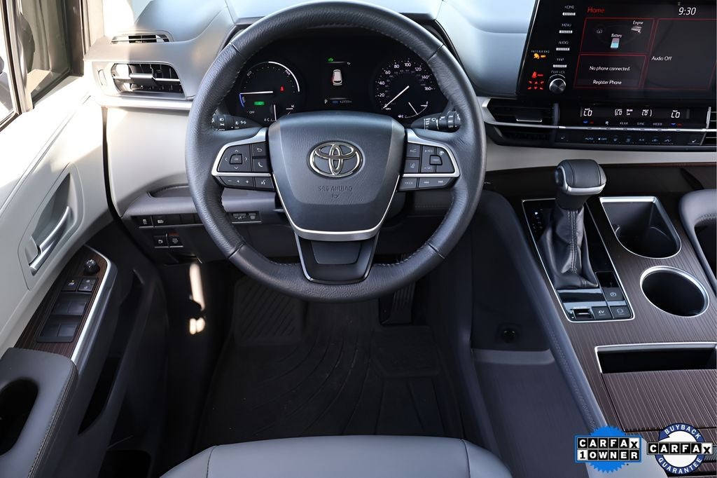 2023 Toyota Sienna XLE