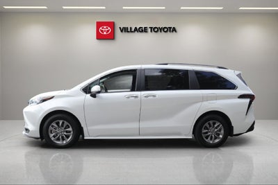 2026 Toyota Sienna XLE 8 Passenger