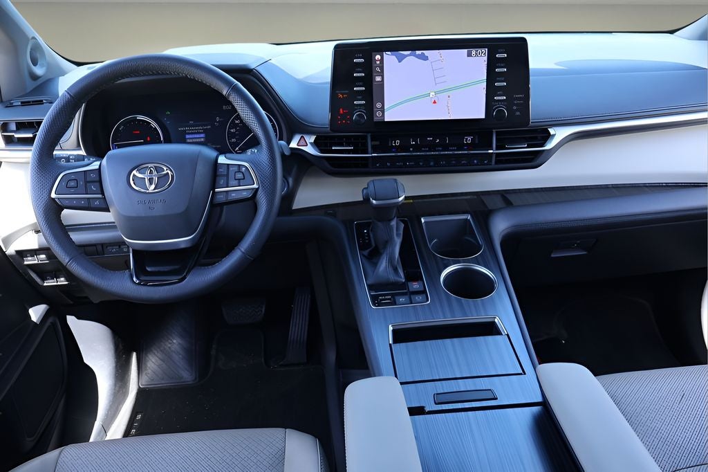 2021 Toyota Sienna Limited 7 Passenger
