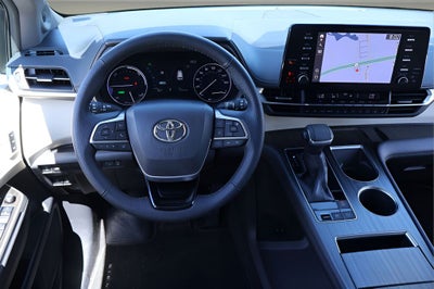 2021 Toyota Sienna Limited 7 Passenger