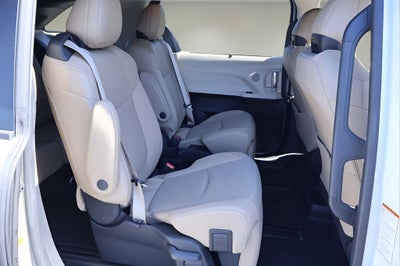 2021 Toyota Sienna Limited 7 Passenger