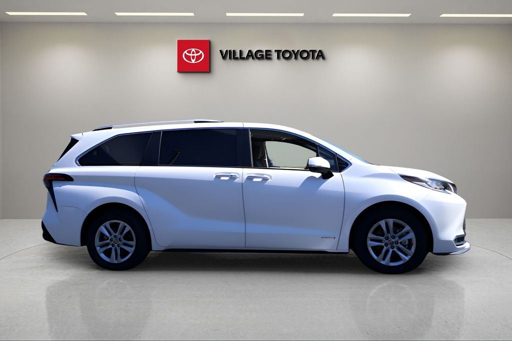 2021 Toyota Sienna Limited 7 Passenger