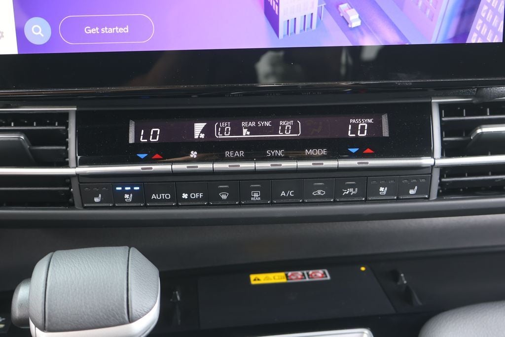 2025 Toyota Sienna Limited 7 Passenger
