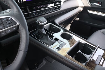 2025 Toyota Sienna Limited 7 Passenger