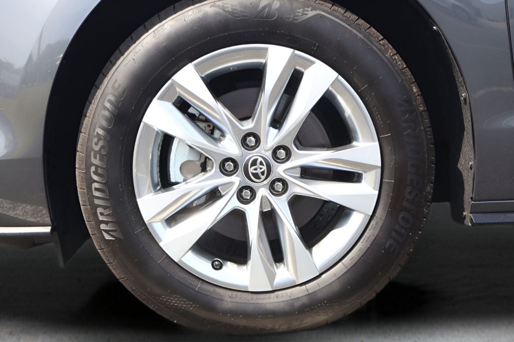 2025 Toyota Sienna Limited 7 Passenger